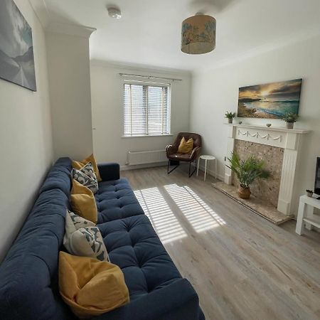 Comfortable Home W Private Parking Charlestown Charlestown (Cornwall) Exterior foto
