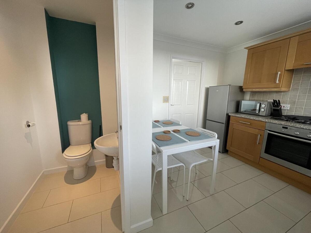 Comfortable Home W Private Parking Charlestown Charlestown (Cornwall) Exterior foto